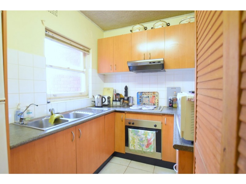 4/90-92 The Broadway, Punchbowl NSW 2196