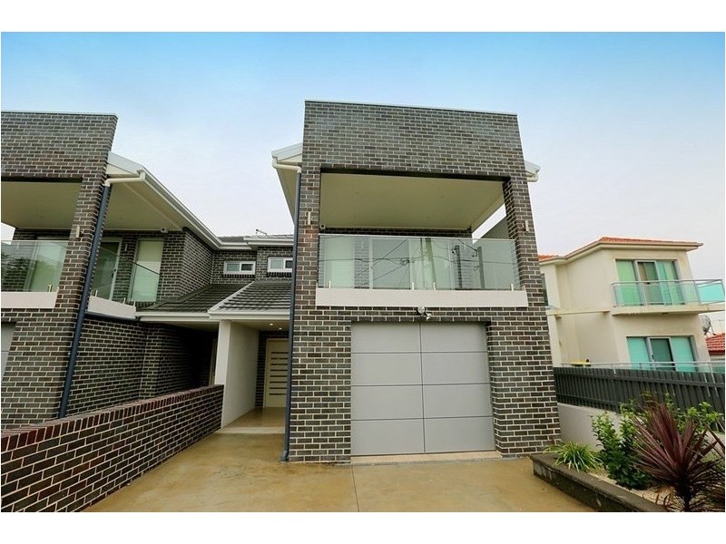 2B Shannon Street, Greenacre NSW 2190