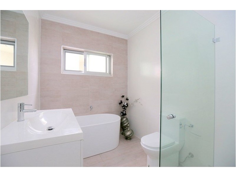 2B Shannon Street, Greenacre NSW 2190