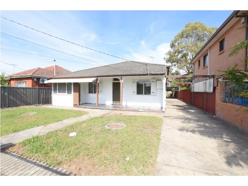 1/8 WARWICK ST, Punchbowl NSW 2196