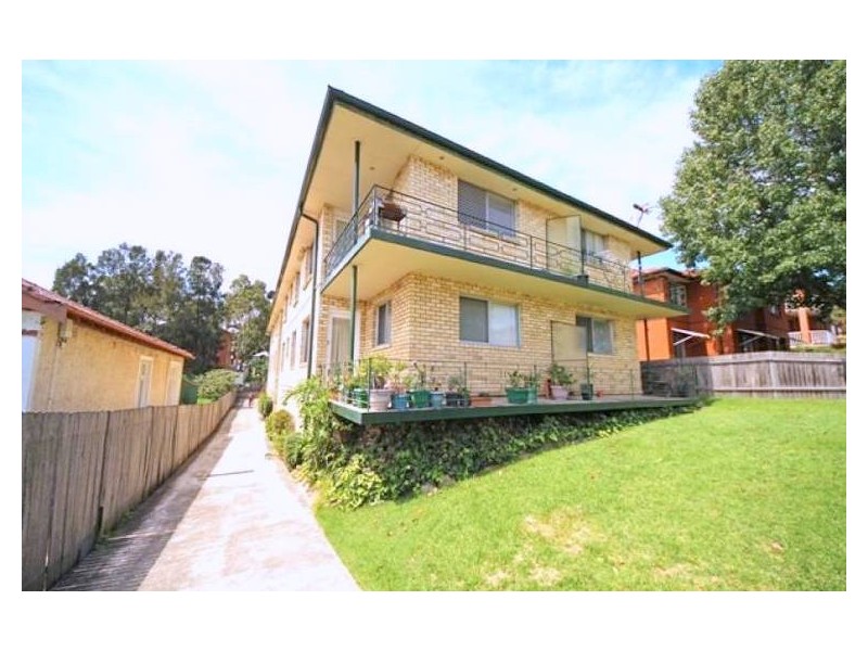 6 Willeroo Street, Lakemba NSW 2195