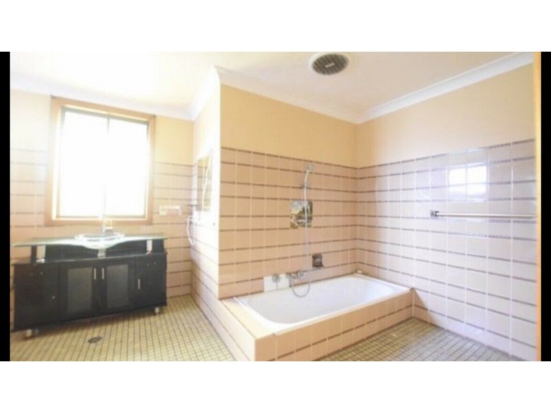392 Hume Highway, Bankstown NSW 2200