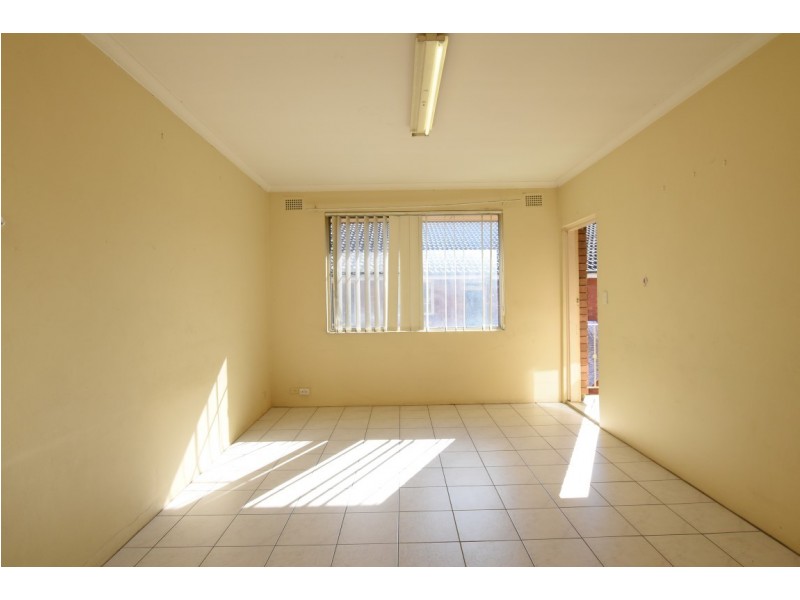 4/61 COLIN ST, Lakemba NSW 2195