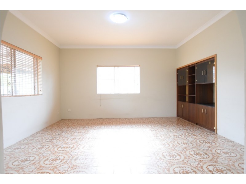 88 ACACIA AVENUE, Punchbowl NSW 2196