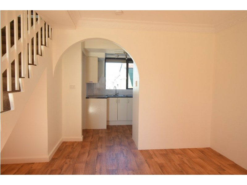 5/96 BROADWAY, Punchbowl NSW 2196