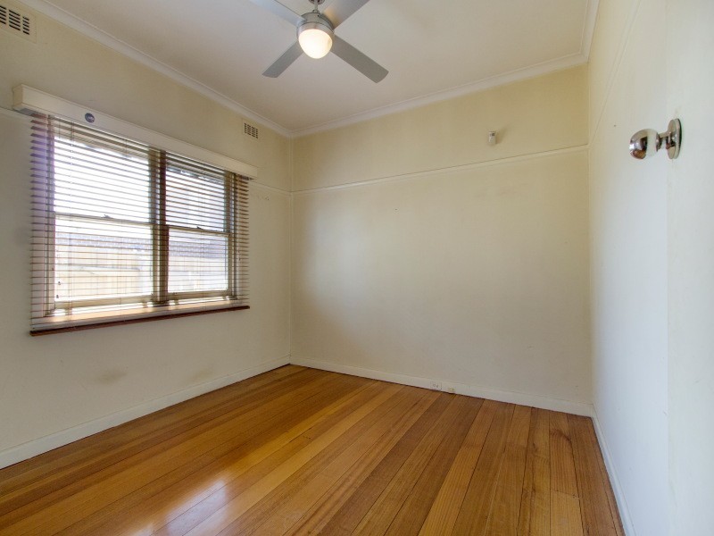 2 Silas Avenue, Frankston VIC 3199