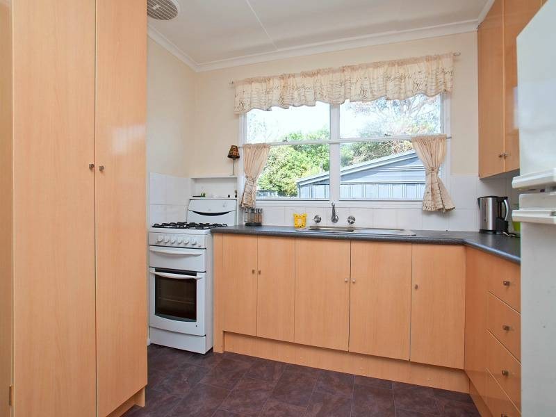 20 Lambert Street, Frankston North VIC 3200