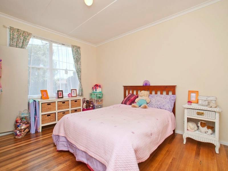 20 Lambert Street, Frankston North VIC 3200