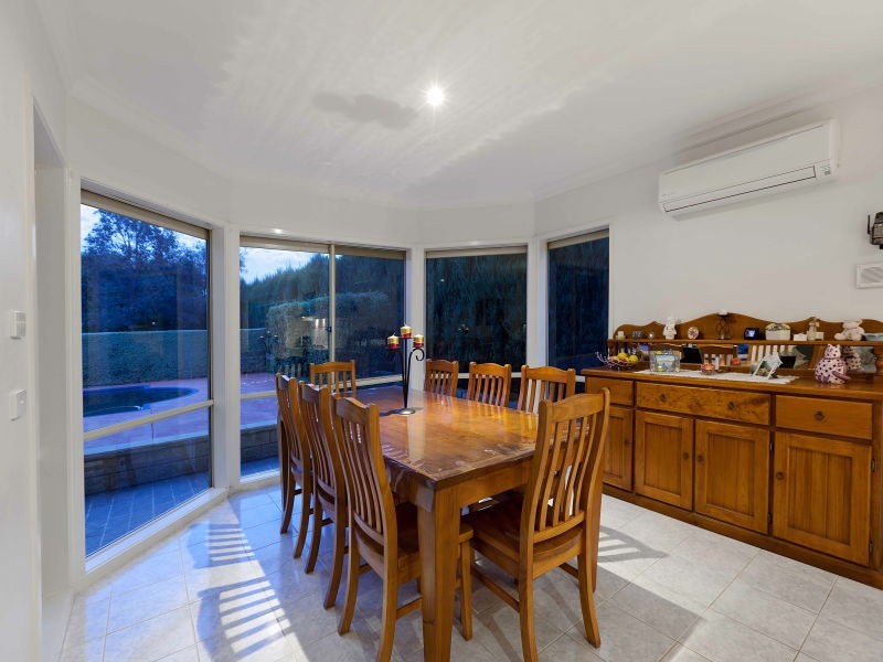 10 Morning Mist Court, Mornington VIC 3931