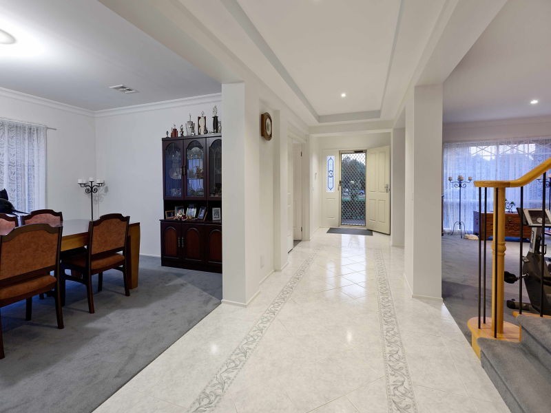 10 Morning Mist Court, Mornington VIC 3931