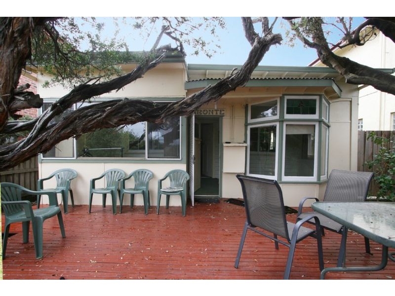 4 Orrong Avenue, Frankston VIC 3199