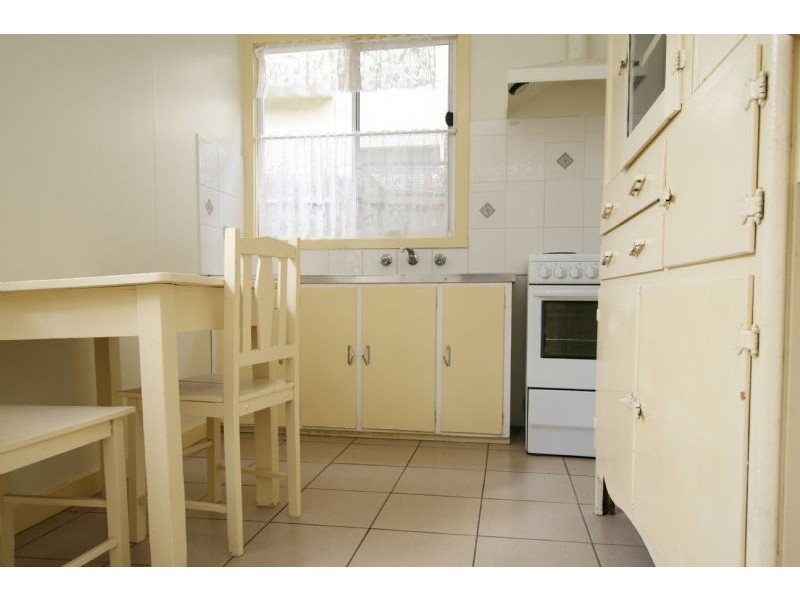 4 Orrong Avenue, Frankston VIC 3199