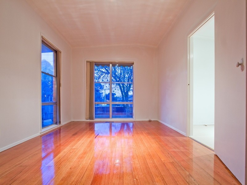 34 Whitewood Street, Frankston North VIC 3200