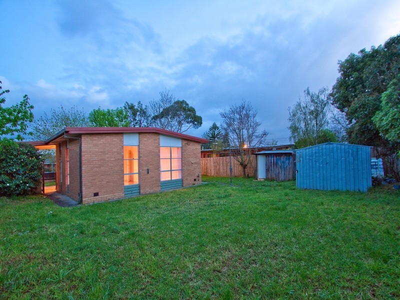 34 Whitewood Street, Frankston North VIC 3200