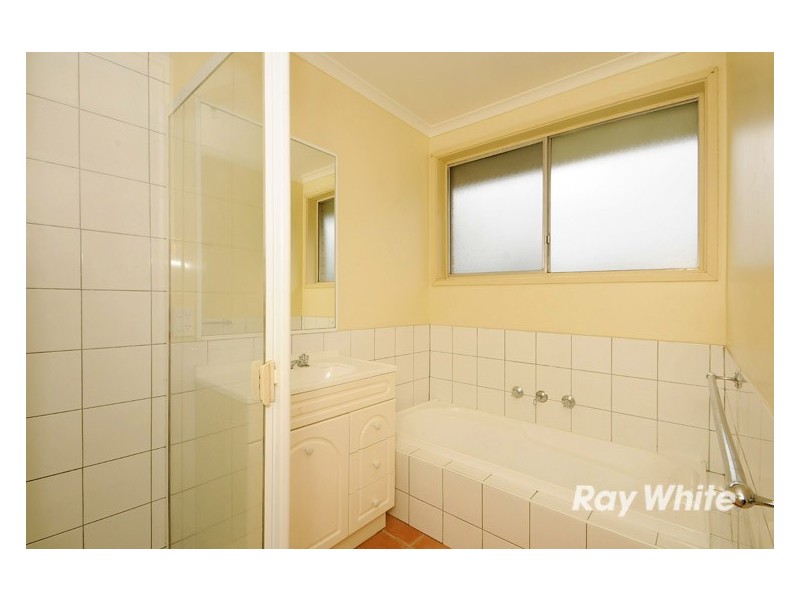 111 Karingal Drive, Frankston VIC 3199