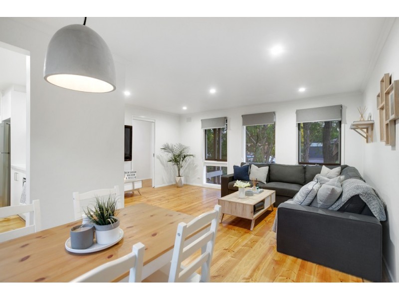 2 Melaleuca Court, Frankston VIC 3199