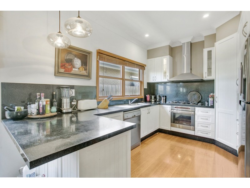 8 Francis Street, Frankston VIC 3199