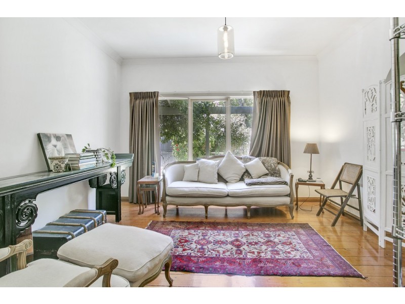 8 Francis Street, Frankston VIC 3199