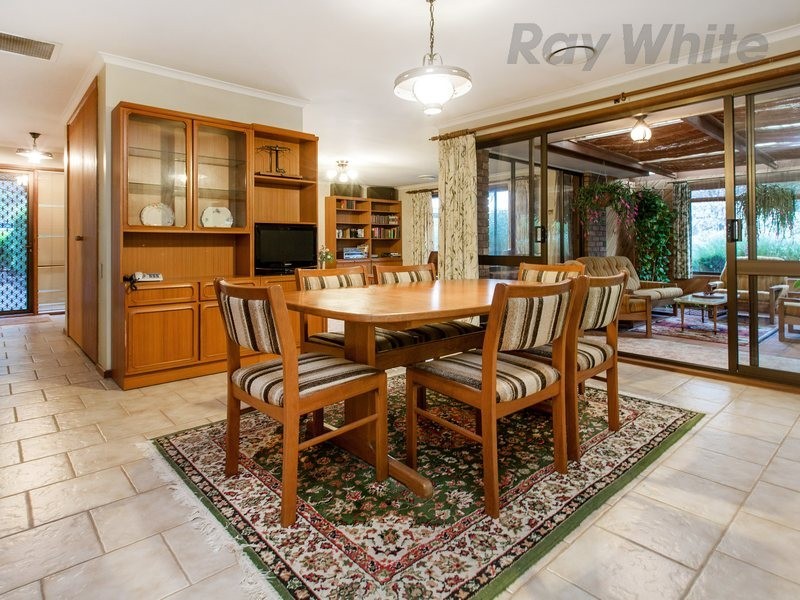 4 Yandiah Court, Frankston VIC 3199