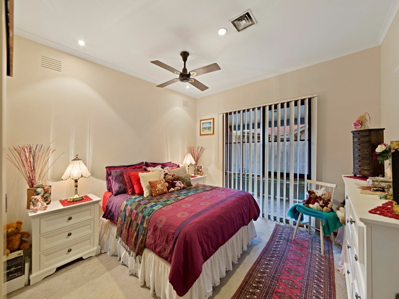 2 Juliana Close, Frankston VIC 3199