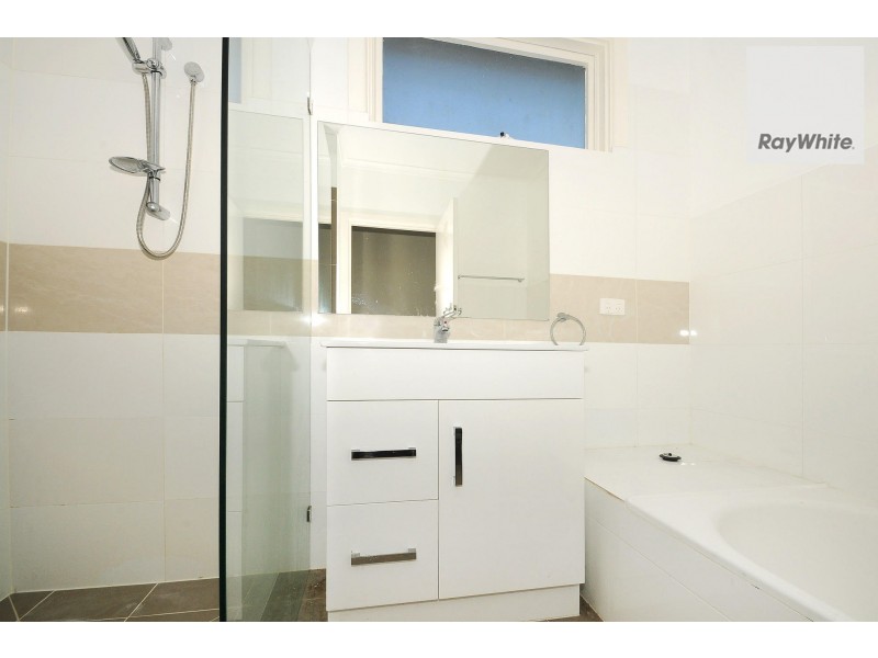 2 Connal Drive, Frankston VIC 3199