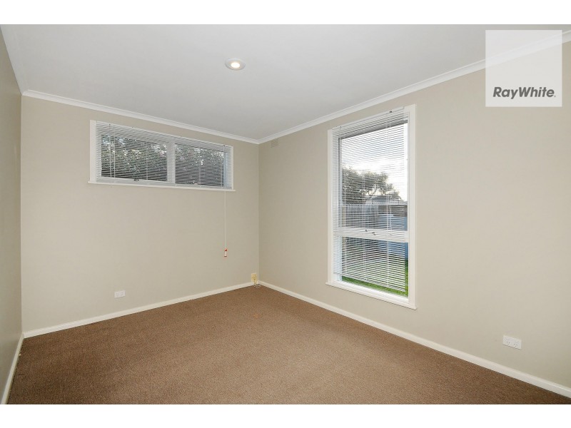 2 Connal Drive, Frankston VIC 3199