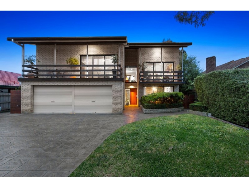 52 Christopher Drive, Frankston South VIC 3199