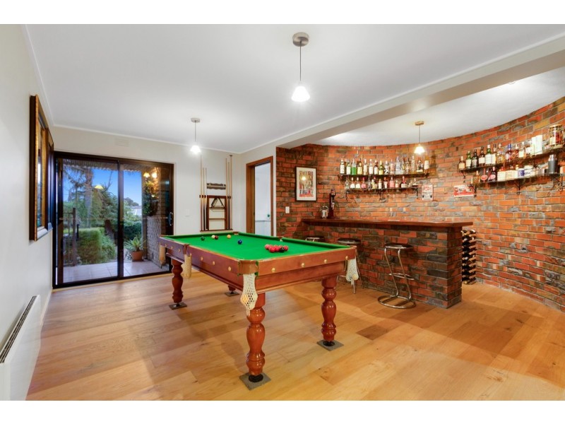 52 Christopher Drive, Frankston South VIC 3199