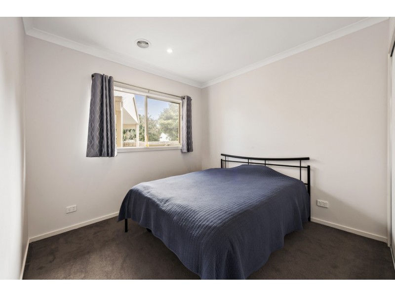 3/6 Karri Court, Frankston North VIC 3200