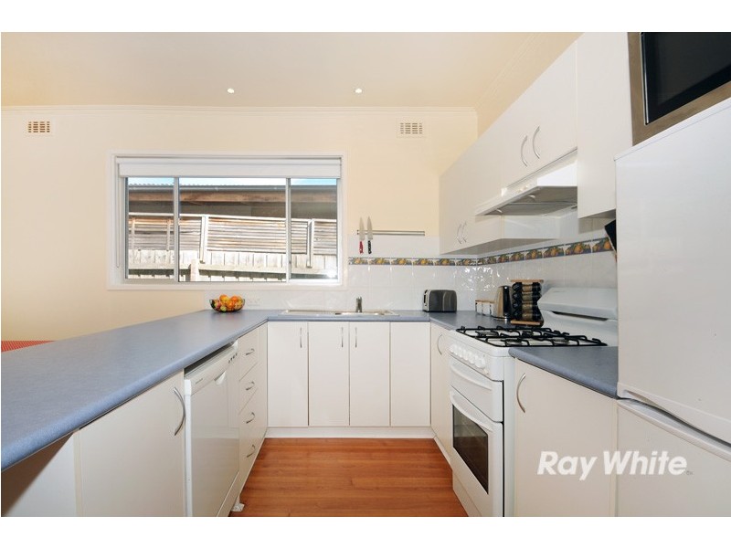 1/2 Lawrey Street, Frankston VIC 3199