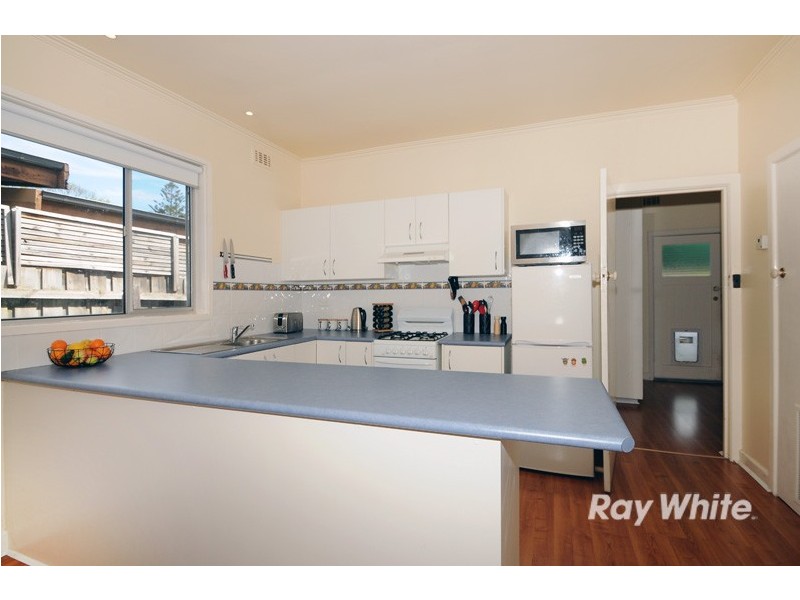 1/2 Lawrey Street, Frankston VIC 3199