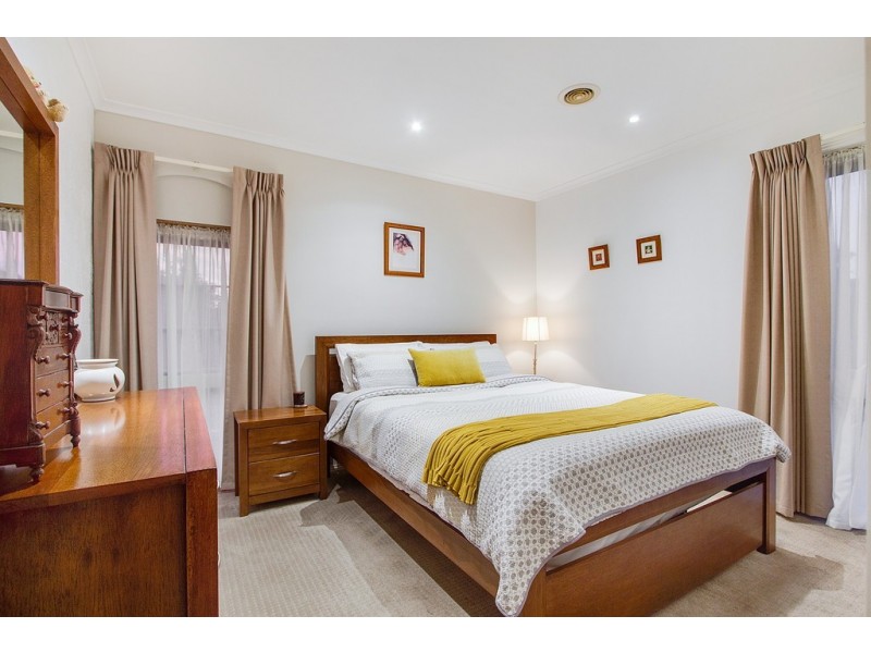 6 Kim Close, Frankston South VIC 3199