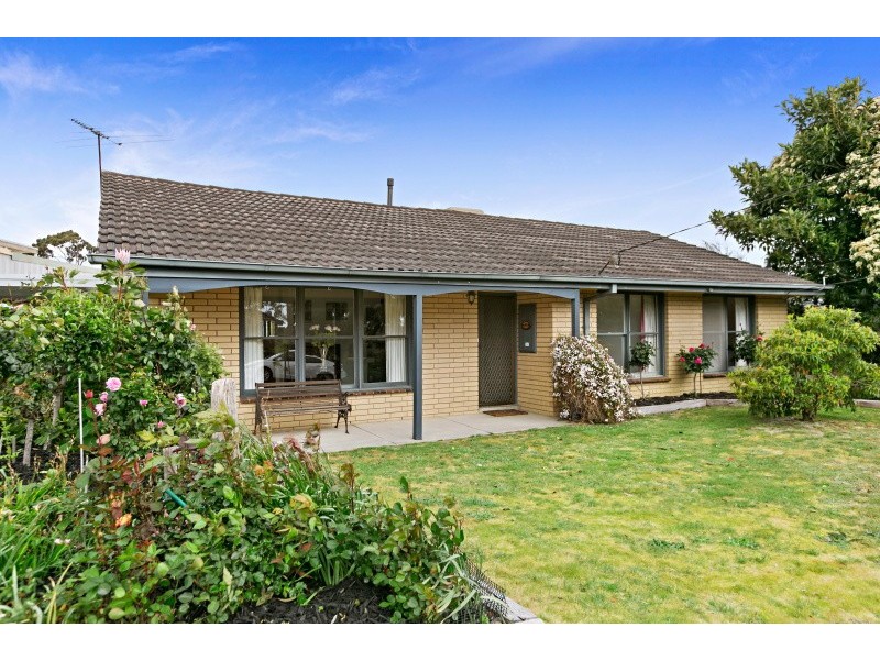 14 Lorikeet Court, Frankston VIC 3199