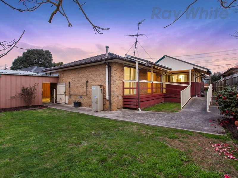 19 Lucerne Crescent, Frankston VIC 3199