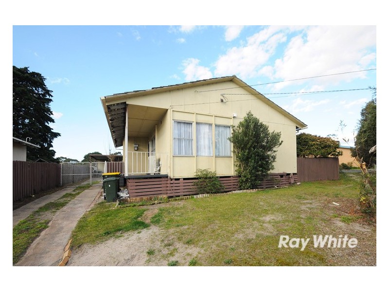 15 Forest Drive, Frankston North VIC 3200