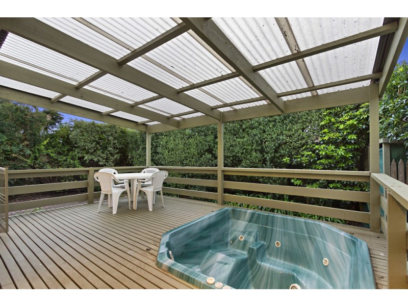 12 The Trossachs, Frankston VIC 3199