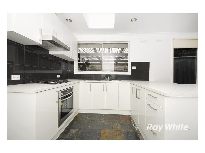 1 Digby Court, Frankston VIC 3199