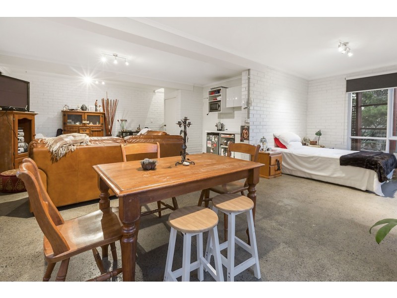 5 Illawarra Close, Frankston VIC 3199