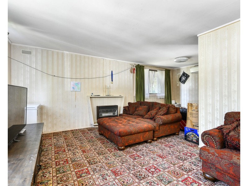 17 Karingal Drive, Frankston VIC 3199