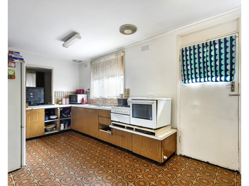 17 Karingal Drive, Frankston VIC 3199