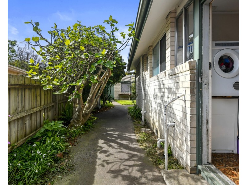 17 Karingal Drive, Frankston VIC 3199