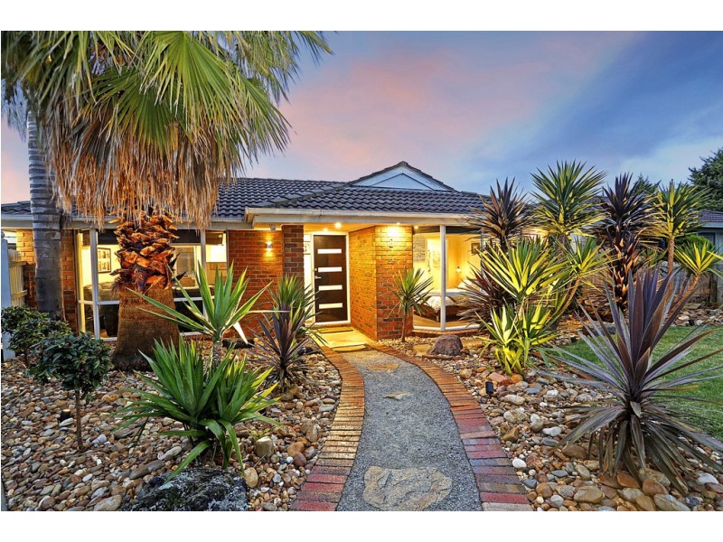 2 Tandarra Court, Carrum Downs VIC 3201