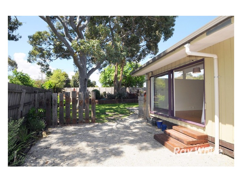 63 Ashleigh Avenue, Frankston VIC 3199