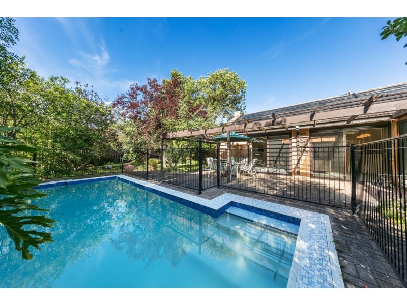 11 Neil Street, Frankston South VIC 3199