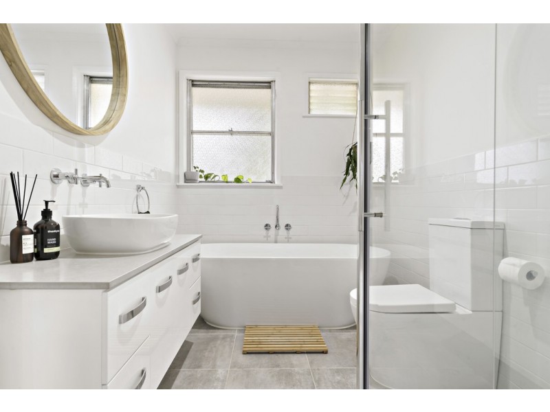 31 Coolgardie Street, Frankston North VIC 3200