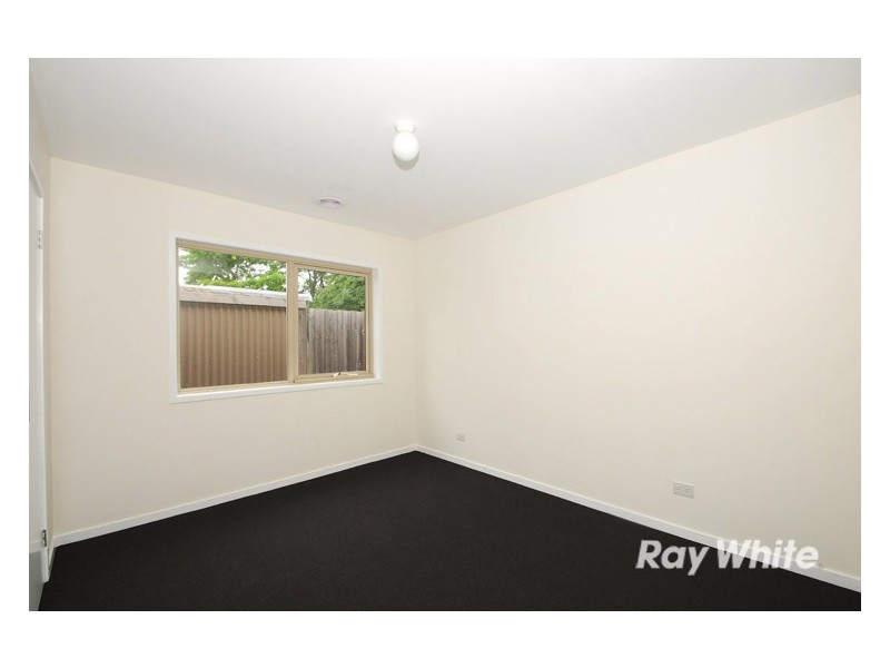 2/9 Windoo Street, Frankston North VIC 3200