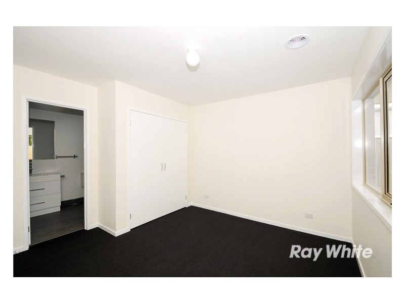 2/9 Windoo Street, Frankston North VIC 3200