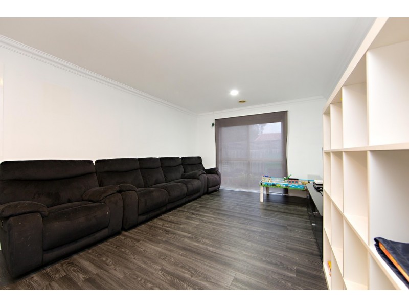 8 Wingham Court, Frankston VIC 3199