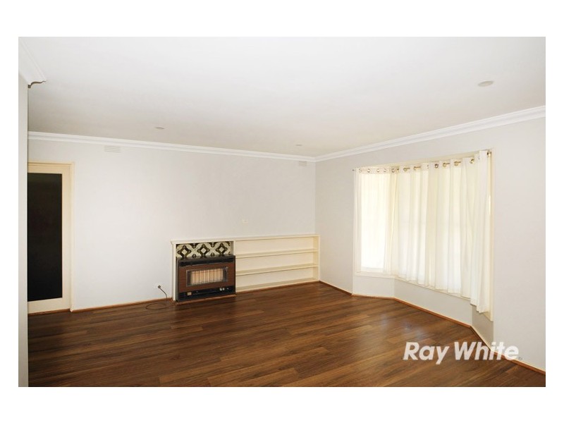 9 Cliveden Avenue, Frankston VIC 3199