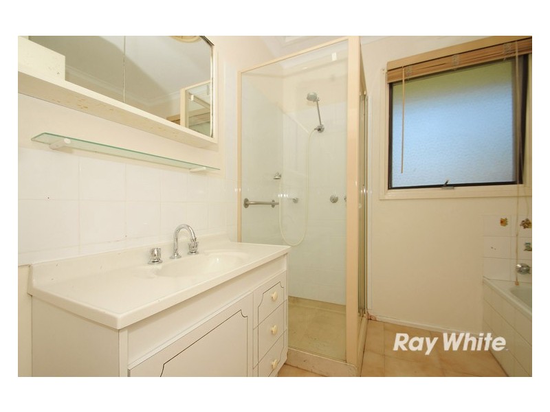 9 Cliveden Avenue, Frankston VIC 3199